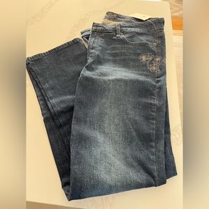 NWT Ollie style lucky jeans size 12/31.  Embroidered flowers on front and back.